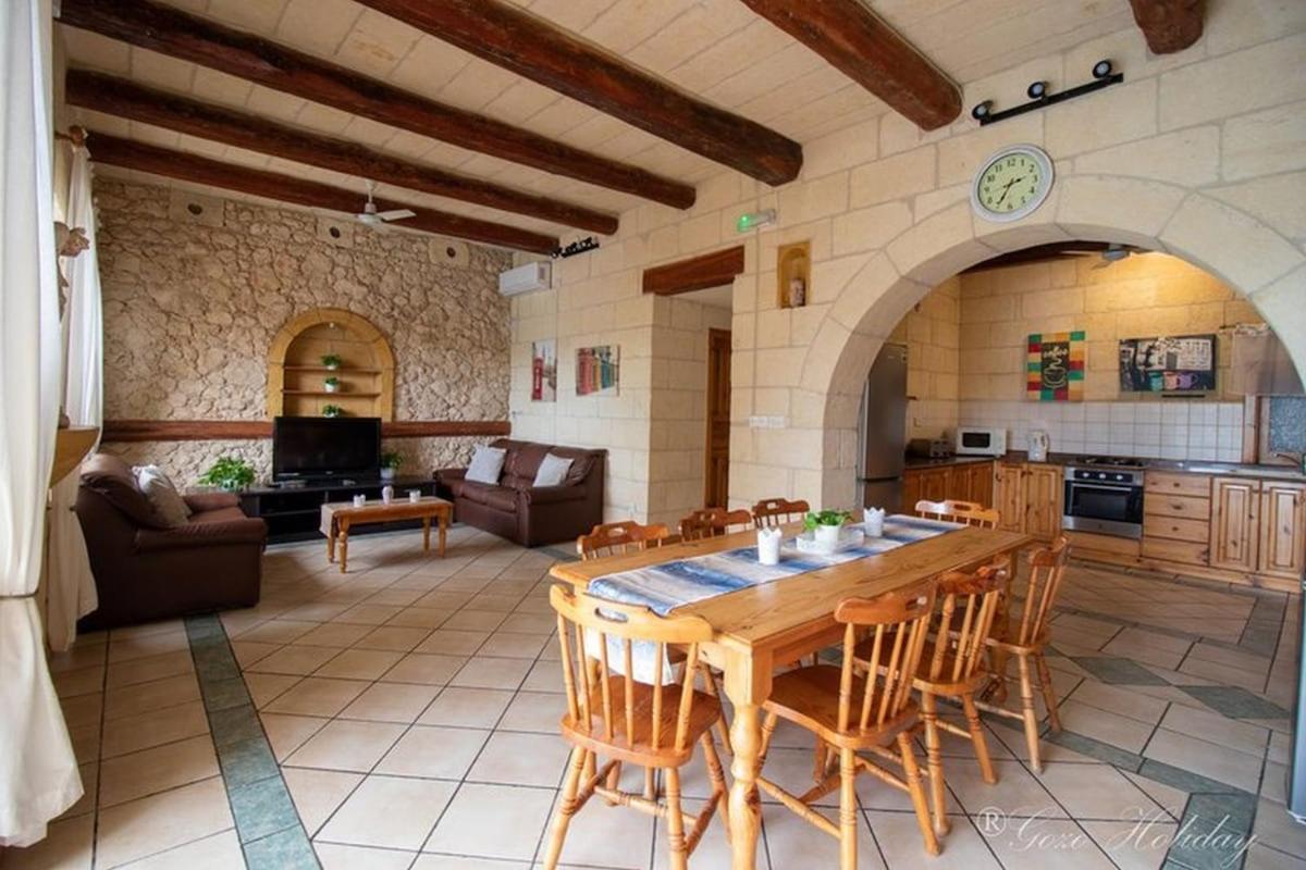 Bed and Breakfast Hibiscus à Xagħra Extérieur photo