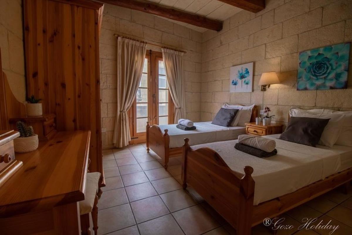Bed and Breakfast Hibiscus à Xagħra Extérieur photo