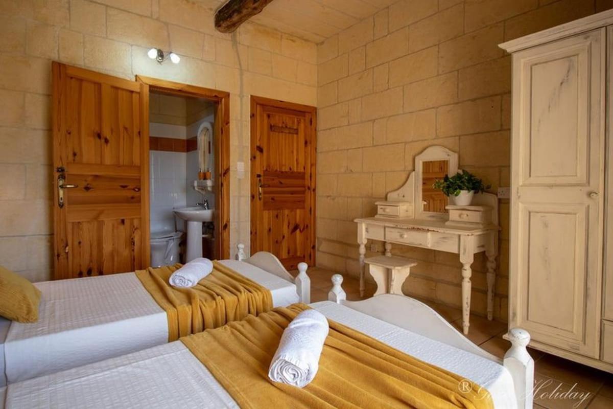Bed and Breakfast Hibiscus à Xagħra Extérieur photo