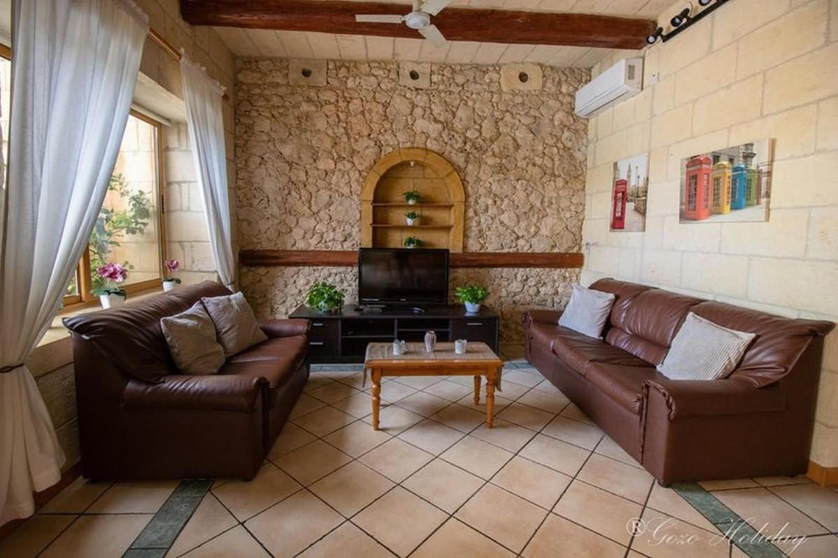Bed and Breakfast Hibiscus à Xagħra Extérieur photo